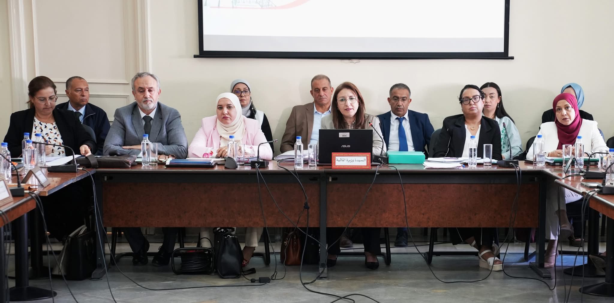 في مناقشة مشروع ميزانية الدولة..   النواب يطالبون بدعم الاستثمار العمومي والخاص